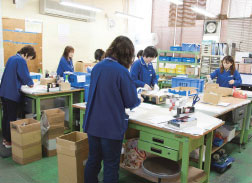 検査・出荷工程